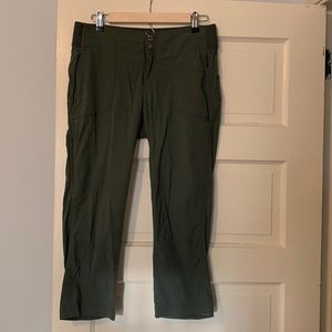 Athleta crop pant